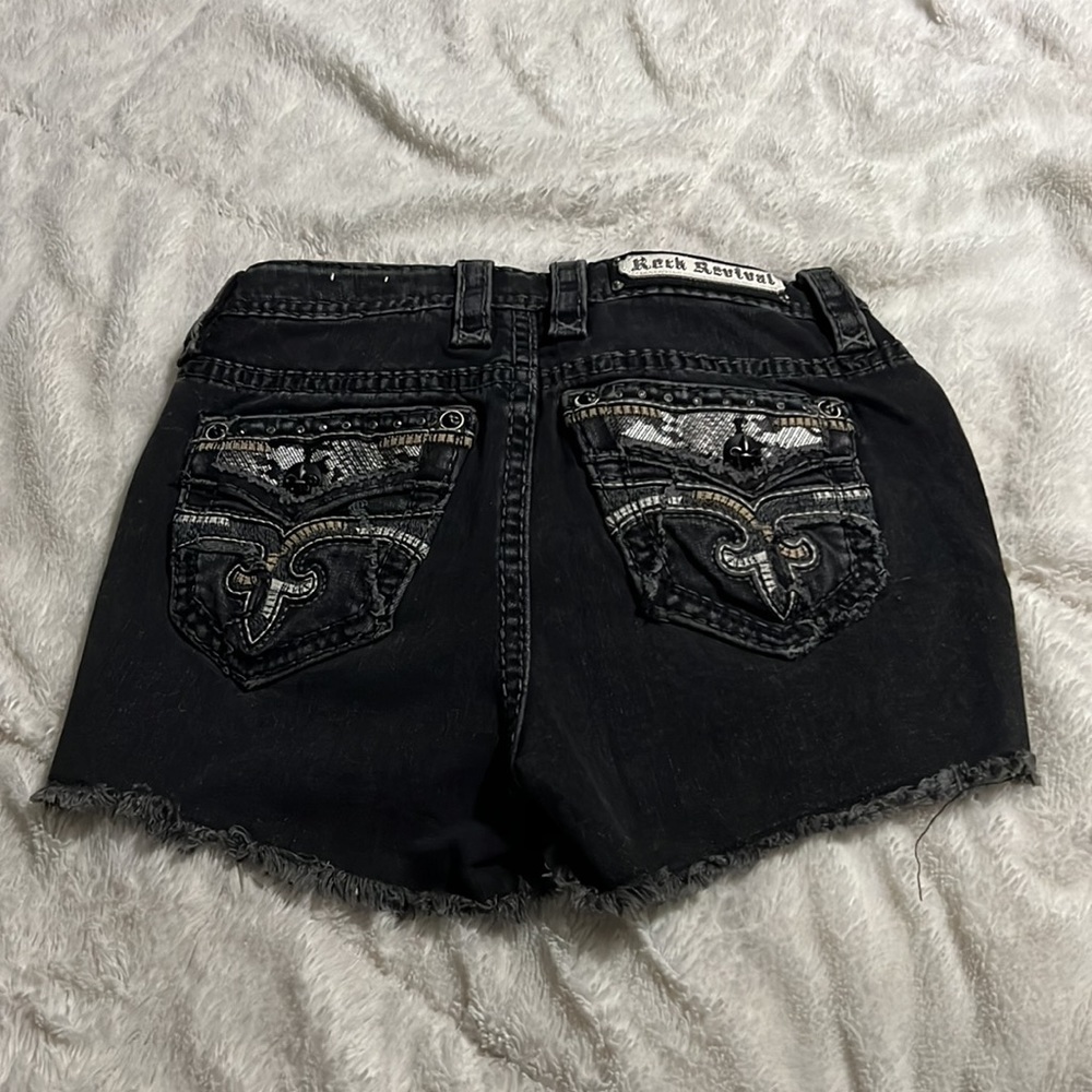Rock revival sepia shorts